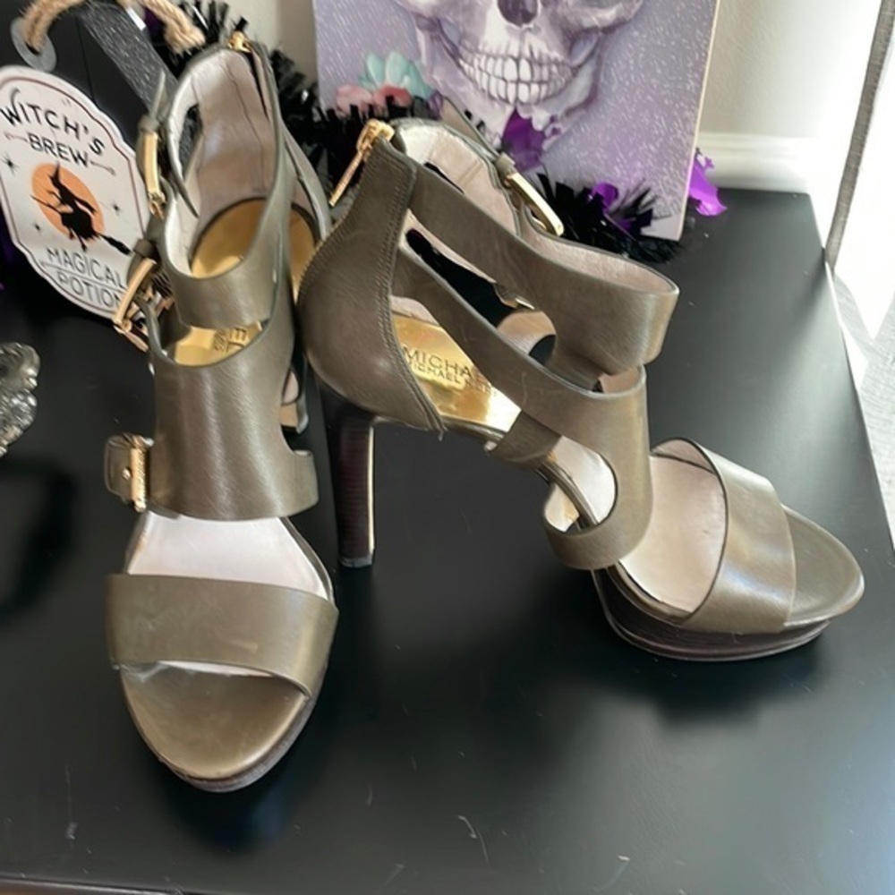 MICHAEL KORS Gorgeous HEELS 👠